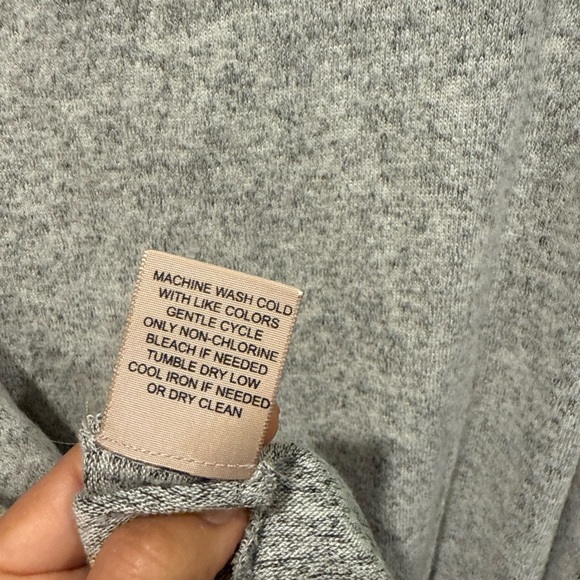 Philosophy Gray Sweater - Picture 7 of 7